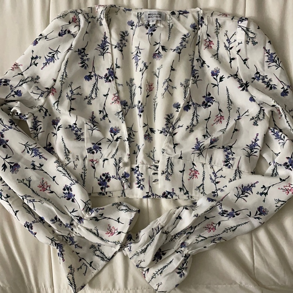 Beginning boutique- cropped top